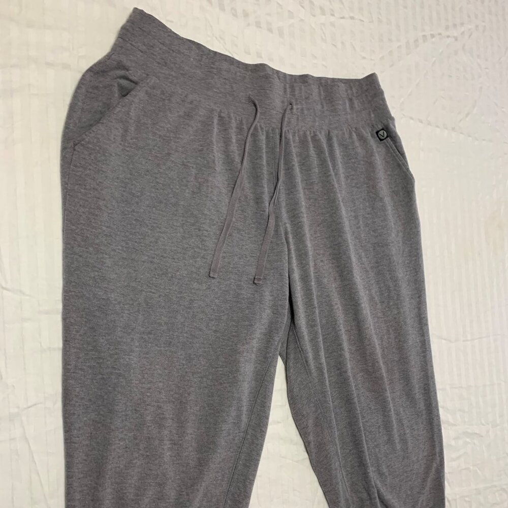 🦚 LIVI WOMENS ATHLETIC CAPRIS PANTS SIZE 14/16 🦚